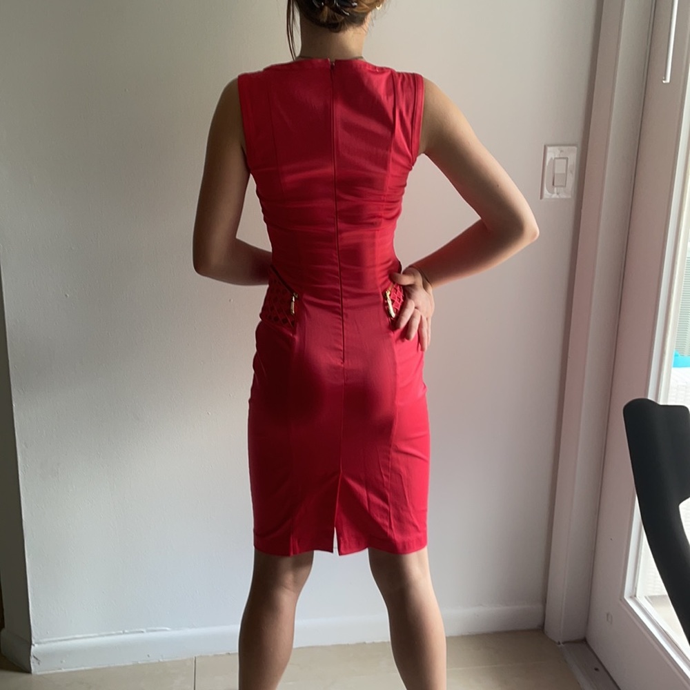 Dress - Picture 4 of 8